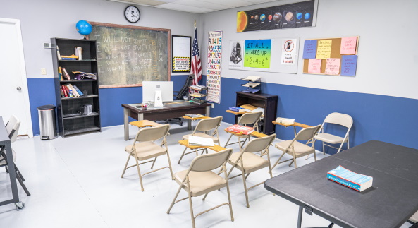 classroom standing set rental